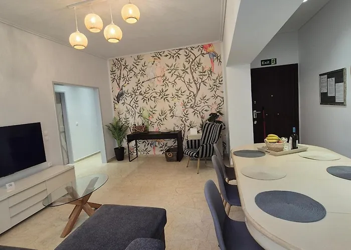 Luxury Center 公寓 *